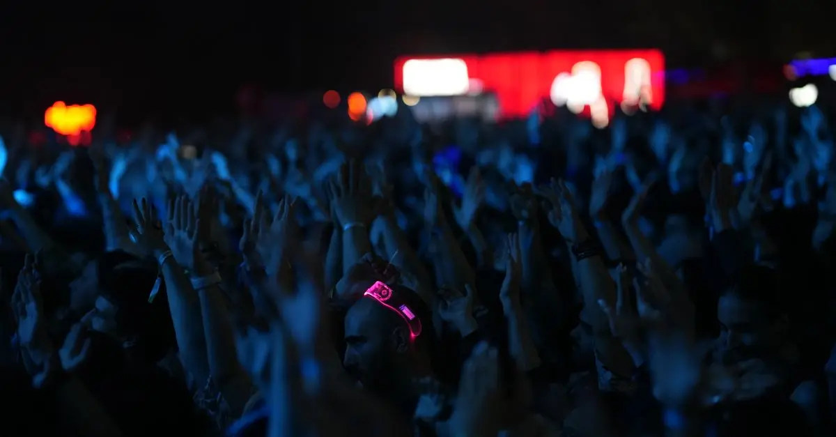 Top 10 des Chansons Incontournables pour célébrer la Fête de la Musique